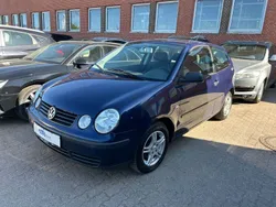 Blau Gebraucht 2003 VW Polo Basis Limousine | 580 € (Fairer Preis)