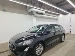 Obsidianschwarz metallic Gebraucht 2021 Ford Focus Titanium Kombi | 13.900 € (Guter Preis)