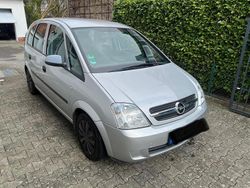 Silber Gebraucht 2004 Opel Meriva Van / Kleinbus | 2.000 € (Guter Preis)