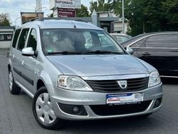 Silber Gebraucht 2009 Dacia Logan Lauréate Limousine | 4.399 €