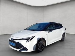 Weiss Gebraucht 2024 Toyota Corolla Basis Kombi | 26.990 € (Guter Preis)