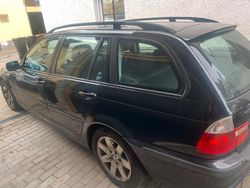 Schwarz Gebraucht 2004 BMW 320 Kombi | 1.000 € (Guter Preis)