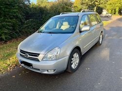 Silber Gebraucht 2007 Kia Carnival 2 Van / Kleinbus | 1.700 € (Superpreis)