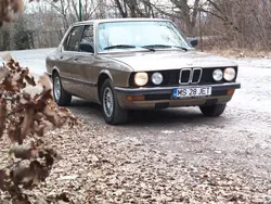 Beige Gebraucht 1984 BMW 518 Limousine | 6.900 €