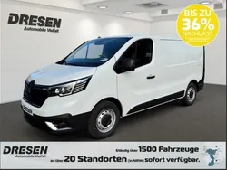Weiß Gebraucht 2022 Renault Trafic Komfort Van | 29.850 € (Etwas zu teuer)