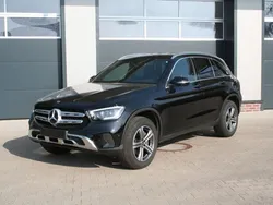 Schwarz Gebraucht 2019 Mercedes GLC220 AMG line SUV | 32.980 € (Fairer Preis)