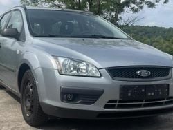 Silber Gebraucht 2005 Ford Focus Kombi | 1.390 € (Guter Preis)