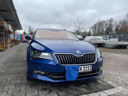 Blau Gebraucht 2018 Skoda Superb Kombi | 24.500 € (Teuer)