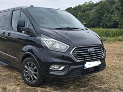 Schwarz Gebraucht 2021 Ford Tourneo Van / Kleinbus | 31.500 €