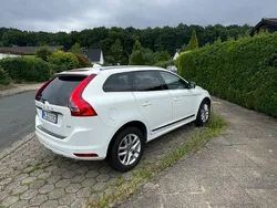 Weiß Gebraucht 2017 Volvo XC60 Summum SUV | 19.500 € (Superpreis)
