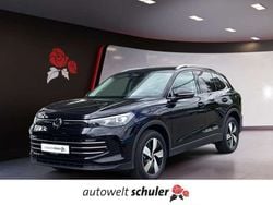 Deep black perleffekt Gebraucht 2024 VW Tiguan Elegance SUV | 43.949 € (Fairer Preis)