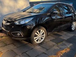 Schwarz Gebraucht 2013 Hyundai ix35 SUV | 4.900 € (Guter Preis)