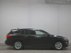 Schwarz Gebraucht 2020 Ford Focus Titanium Kombi | 12.280 € (Superpreis)