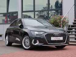 Grau Gebraucht 2021 Audi A3 Sportback e-tron Limousine | 21.900 € (Fairer Preis)
