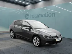 Grau Gebraucht 2022 VW Golf VIII Style Limousine | 26.600 € (Fairer Preis)