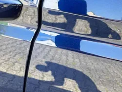 Blau Gebraucht 2021 VW Touran United Van / Kleinbus | 23.999 € (Guter Preis)