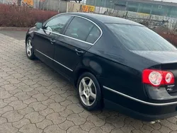 Schwarz Gebraucht 2006 VW Passat Limousine | 2.200 € (Guter Preis)