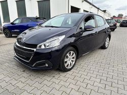 Blau Gebraucht 2017 Peugeot 208 Active Kleinwagen | 6.990 € (Fairer Preis)