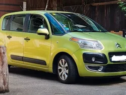 Grün Gebraucht 2010 Citroën C3 Picasso Tendance Van / Kleinbus | 4.000 € (Fairer Preis)