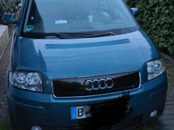 Blau Gebraucht 2001 Audi A2 Kleinwagen | 2.800 € (Guter Preis)