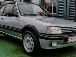 Silber Gebraucht 1987 Peugeot 205 Cabrio | 12.999 €