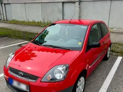 Rot Gebraucht 2006 Ford Fiesta Kleinwagen | 2.500 € (Fairer Preis)