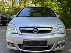 Silber Gebraucht 2006 Opel Meriva Van / Kleinbus | 1.690 € (Fairer Preis)