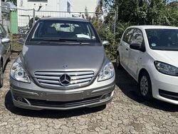Kometgrau Gebraucht 2006 Mercedes B200 Van / Kleinbus | 4.699 € (Fairer Preis)