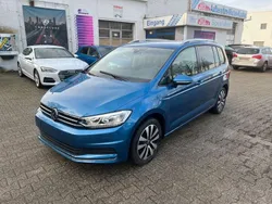 Blau Gebraucht 2021 VW Touran Active Van / Kleinbus | 22.999 € (Superpreis)