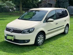 Beige Gebraucht 2015 VW Touran Van / Kleinbus | 6.498 € (Guter Preis)