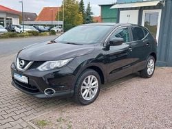 Schwarz Gebraucht 2016 Nissan Qashqai Acenta SUV | 11.999 € (Fairer Preis)