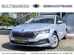 Silber Gebraucht 2021 Skoda Octavia Ambition Kombi | 19.990 € (Guter Preis)