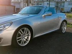 Silber Gebraucht 2009 Mercedes SLK280 Cabrio | 14.900 €