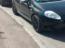 Schwarz Gebraucht 2006 Fiat Grande Punto Kleinwagen | 1.400 € (Fairer Preis)