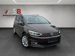 Nutshell brown metallic Gebraucht 2017 VW Touran Highline Van / Kleinbus | 22.499 € (Guter Preis)