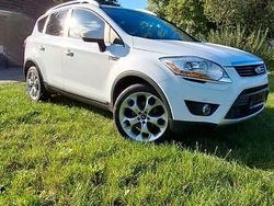Weiß Gebraucht 2010 Ford Kuga Titanium SUV | 4.800 € (Guter Preis)