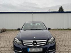 Blau Gebraucht 2013 Mercedes C180 Limousine | 15.000 € (Teuer)