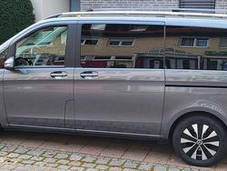 Grau Gebraucht 2020 Mercedes V250 Edition Van / Kleinbus | 44.500 € (Guter Preis)
