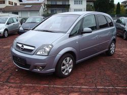 Silber Gebraucht 2010 Opel Meriva Innovation Van / Kleinbus | 2.650 € (Guter Preis)