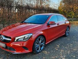 Rot Gebraucht 2019 Mercedes CLA180 Shooting Brake Kombi | 16.750 € (Guter Preis)