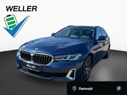 Phytonicblau (blau) Gebraucht 2022 BMW 530e Comfort Edition Kombi | 34.690 € (Guter Preis)