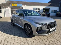 Shimmering silver / met Gebraucht 2023 Hyundai Tucson N Line SUV | 28.900 € (Fairer Preis)