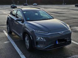 Grau Gebraucht 2020 Hyundai Kona SUV | 16.000 € (Fairer Preis)