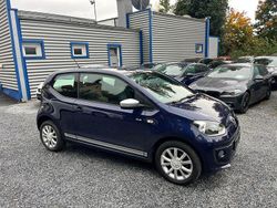 Blau Gebraucht 2015 VW up! CLUB Kleinwagen | 4.999 € (Fairer Preis)
