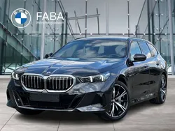 Grau Gebraucht 2025 BMW 540 M Sport Kombi | 81.980 €