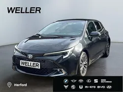 Schwarz Gebraucht 2023 Toyota Corolla Team Limousine | 25.849 € (Fairer Preis)