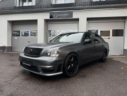 Grau Gebraucht 2001 Lexus LS430 Limousine | 5.100 €