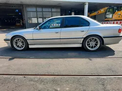 Silber Gebraucht 1998 BMW 735 Limousine | 6.500 € (Superpreis)