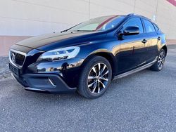 Schwarz Gebraucht 2018 Volvo V40 CC Plus Kombi | 17.980 € (Fairer Preis)
