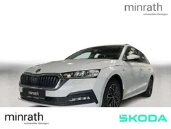 Weiß Gebraucht 2023 Skoda Octavia Clever Kombi | 22.660 € (Guter Preis)